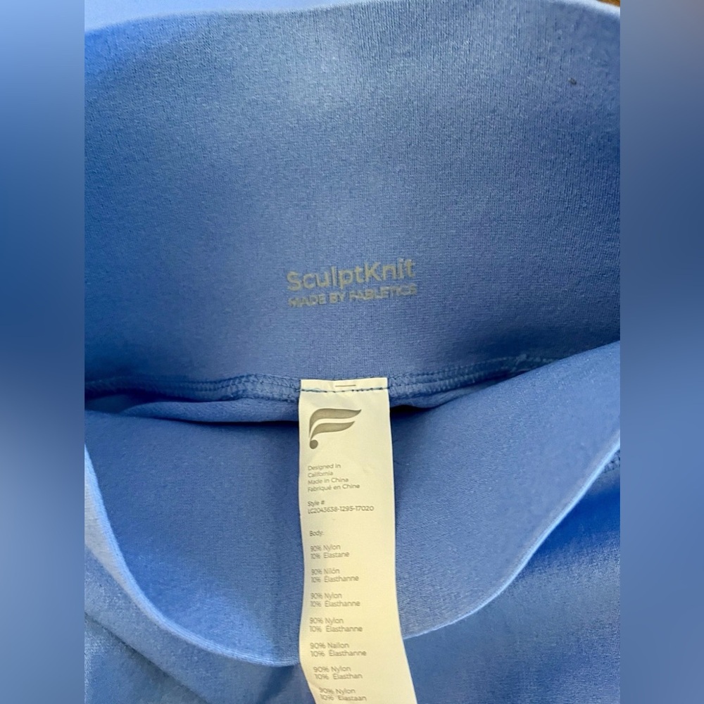 Fabletics SculptKnit® High-Waisted Legging, Marina, XS ***smaller than normal*** - Picture 4 of 8